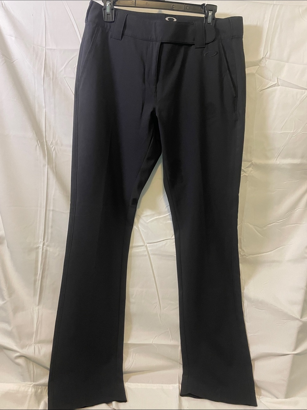 Oakley Women’s size 10 Black Straight-Leg Performance Pants